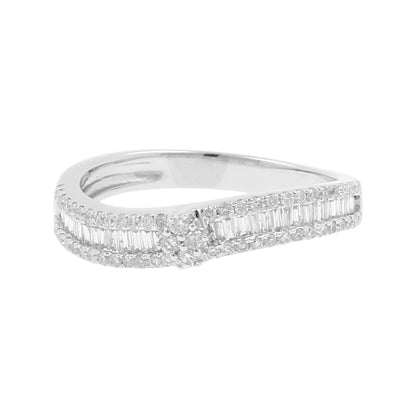 18K White Gold Curved Diamond Wedding Band, Baguette Round Cluster Ring