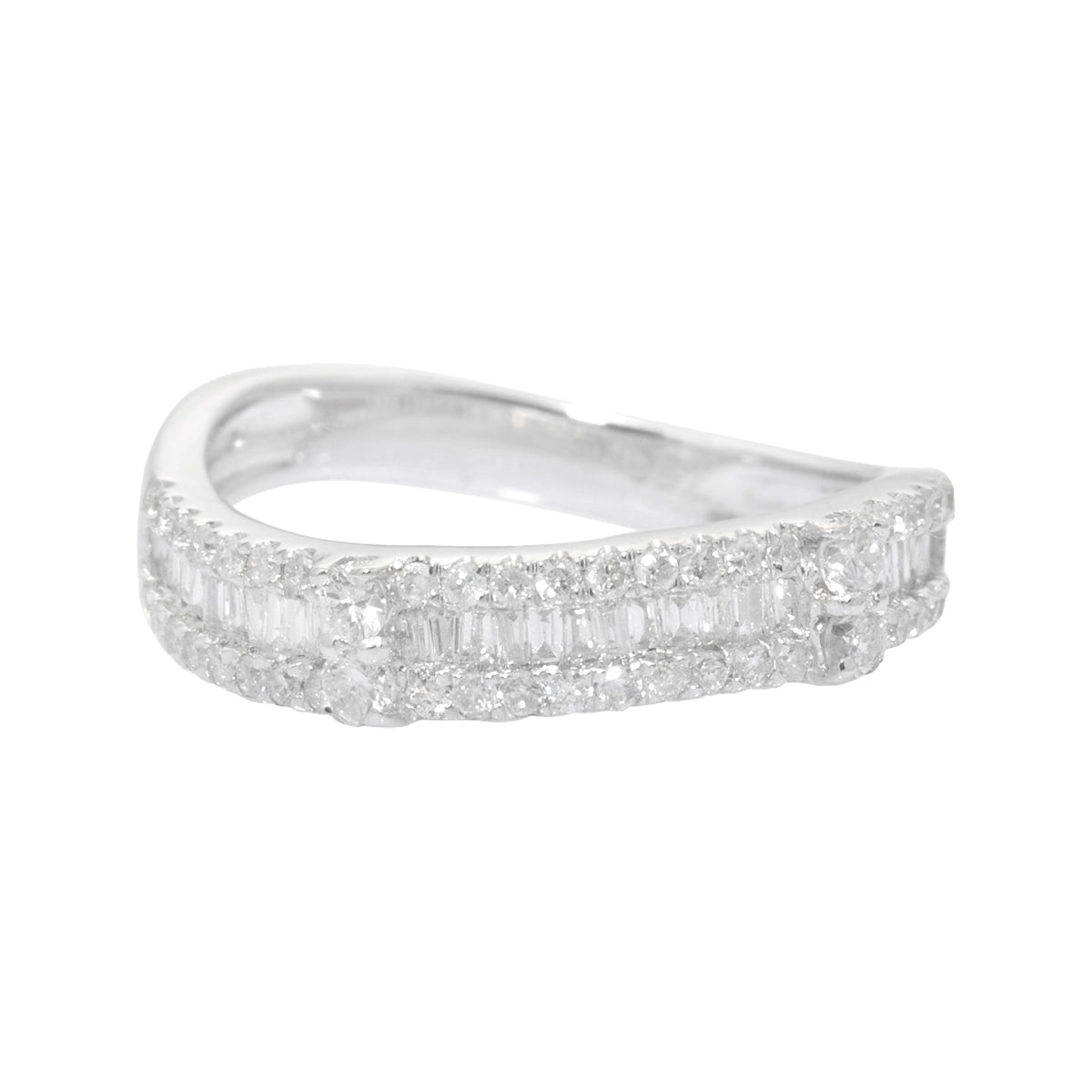 18K White Gold Curved Diamond Wedding Band, Baguette and Round Cut 1/2 CTW