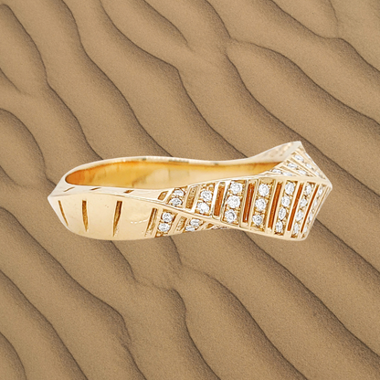 14K Gold Diamond Feather Ring: Elegant Anniversary Jewelry