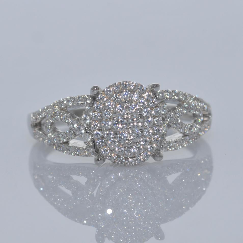 11505R Ring With Diamond