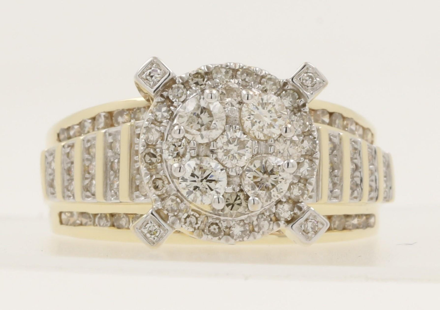 13229R Ring With Diamond
