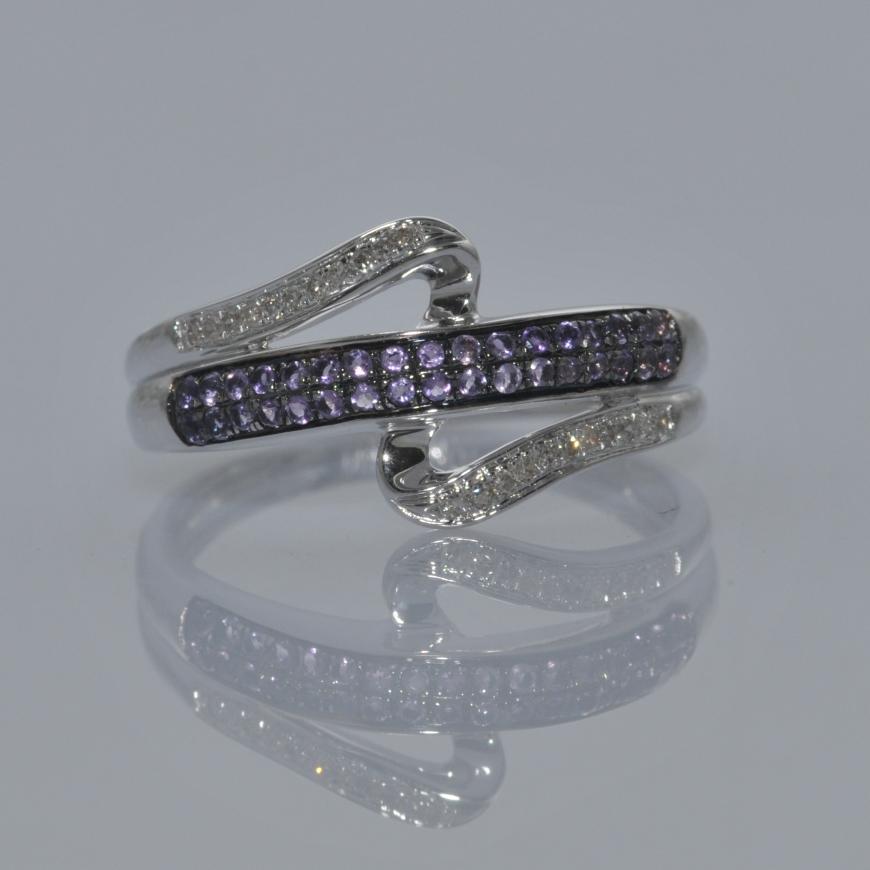 13722SR Ring With Diamond