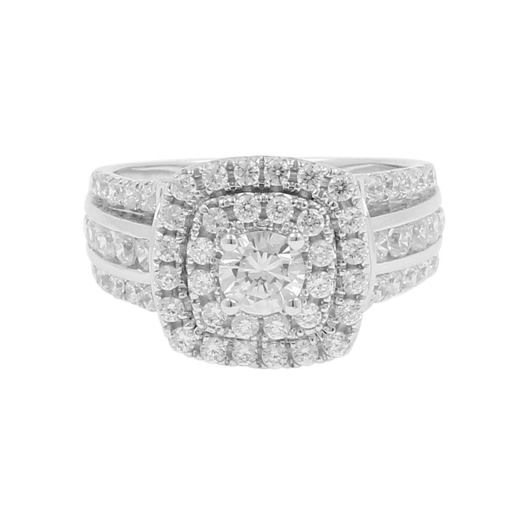 15026ER Ring With Diamond
