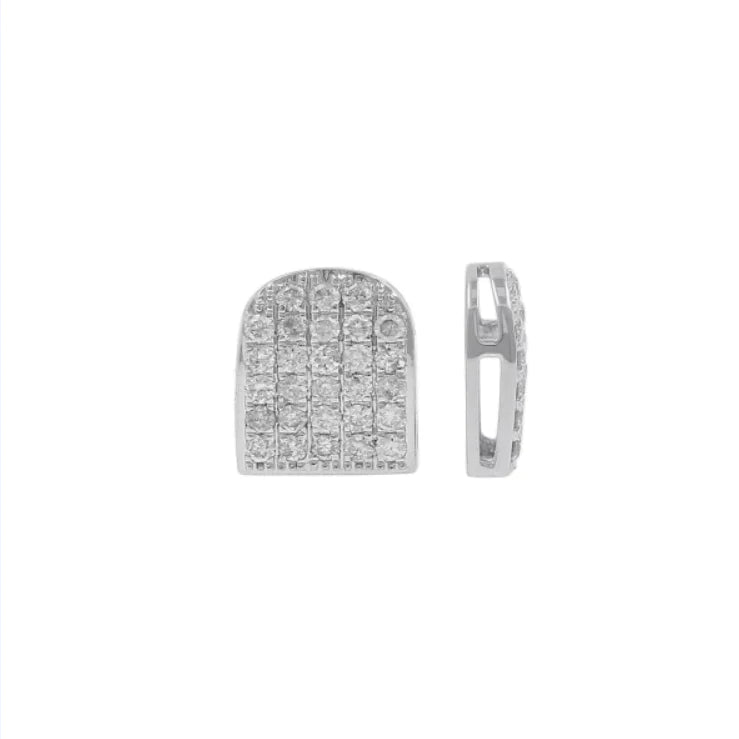 8945E Earring With Diamond
